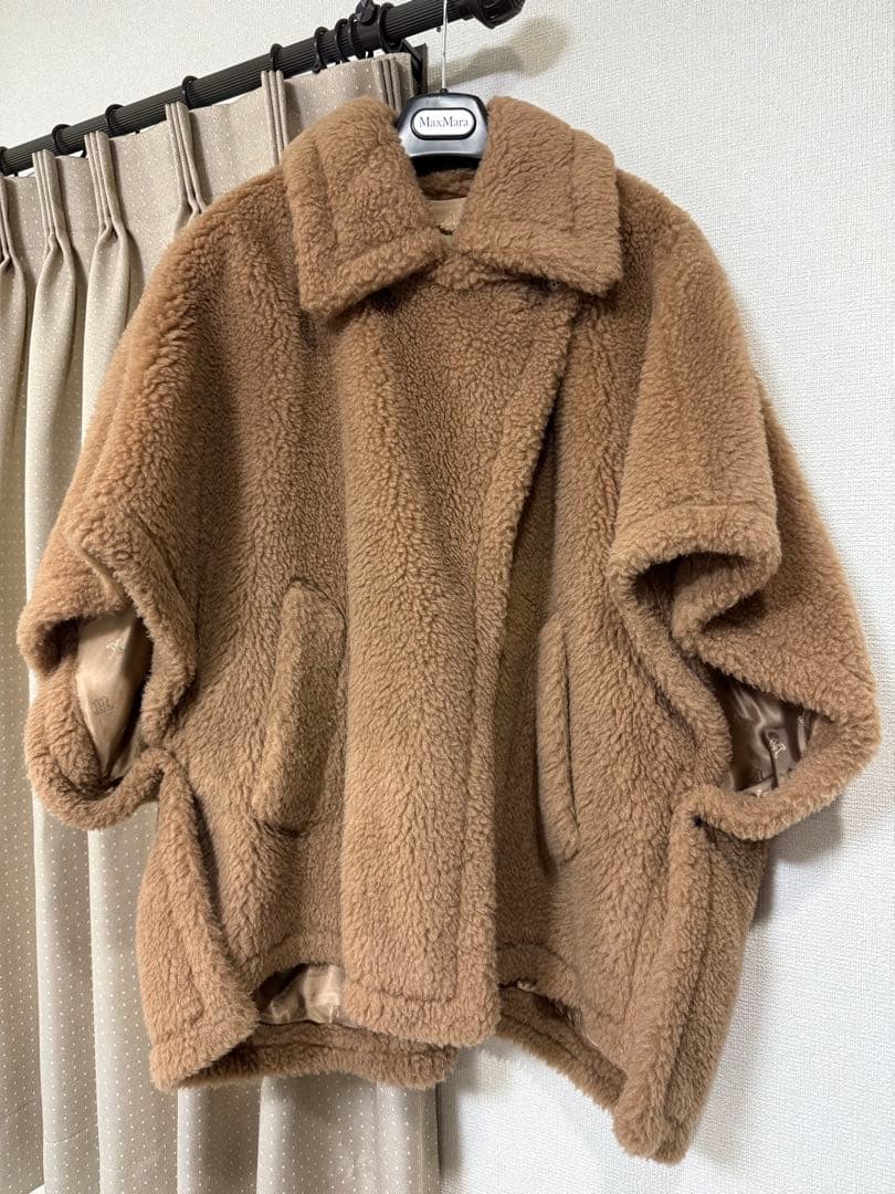 美品【Max Mara】TEBE キャメルテディベア ポンチョ/ケープ