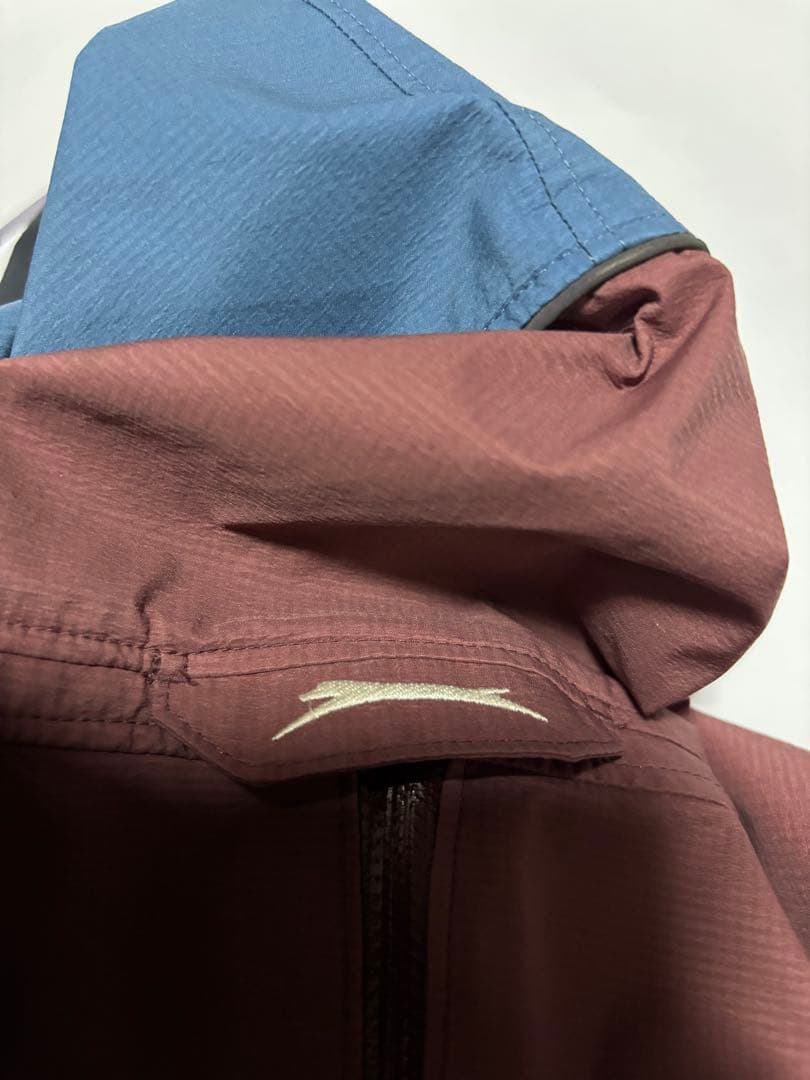 lihn0629。ALPHACON レインドックガードXL青・茶色