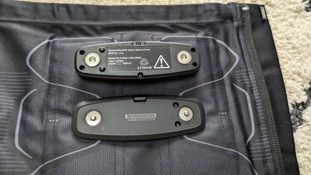 シックスパッド パワースーツライト アブズ（M）