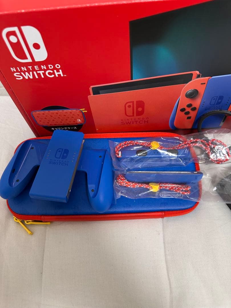 Nintendo Switch マリオレッド✖︎ブルー+プロコンセット