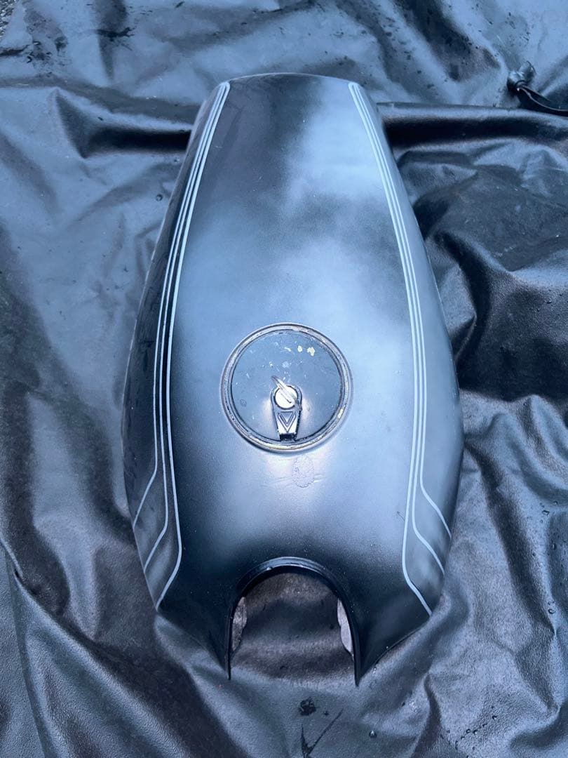 GSX250E ゴキ　ガソリンタンク　燃料タンク　キャップ　鍵付き　黒