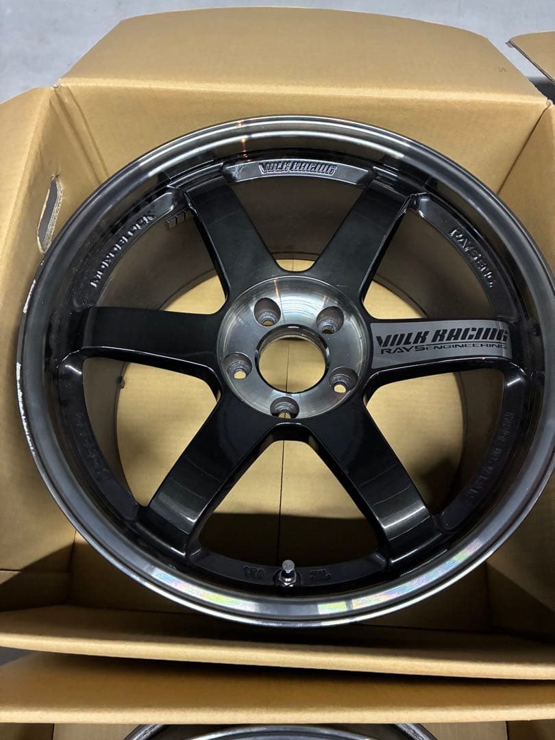 RAYS VOLK RACING TE37SL 18インチ