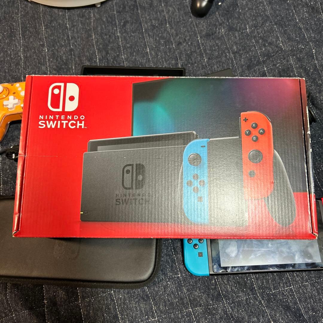 Nintendo Switch 本体 赤・青 ケース&コントローラー付き