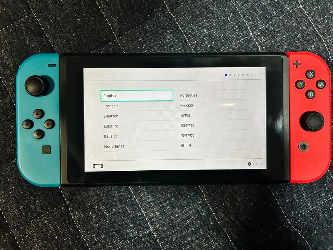 Nintendo Switch 本体 赤・青 ケース&コントローラー付き