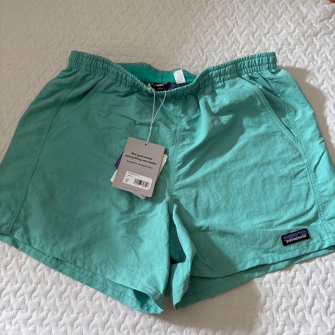 【新品未使用タグ付き】パタゴニア　バギーズショーツ　レディース　M