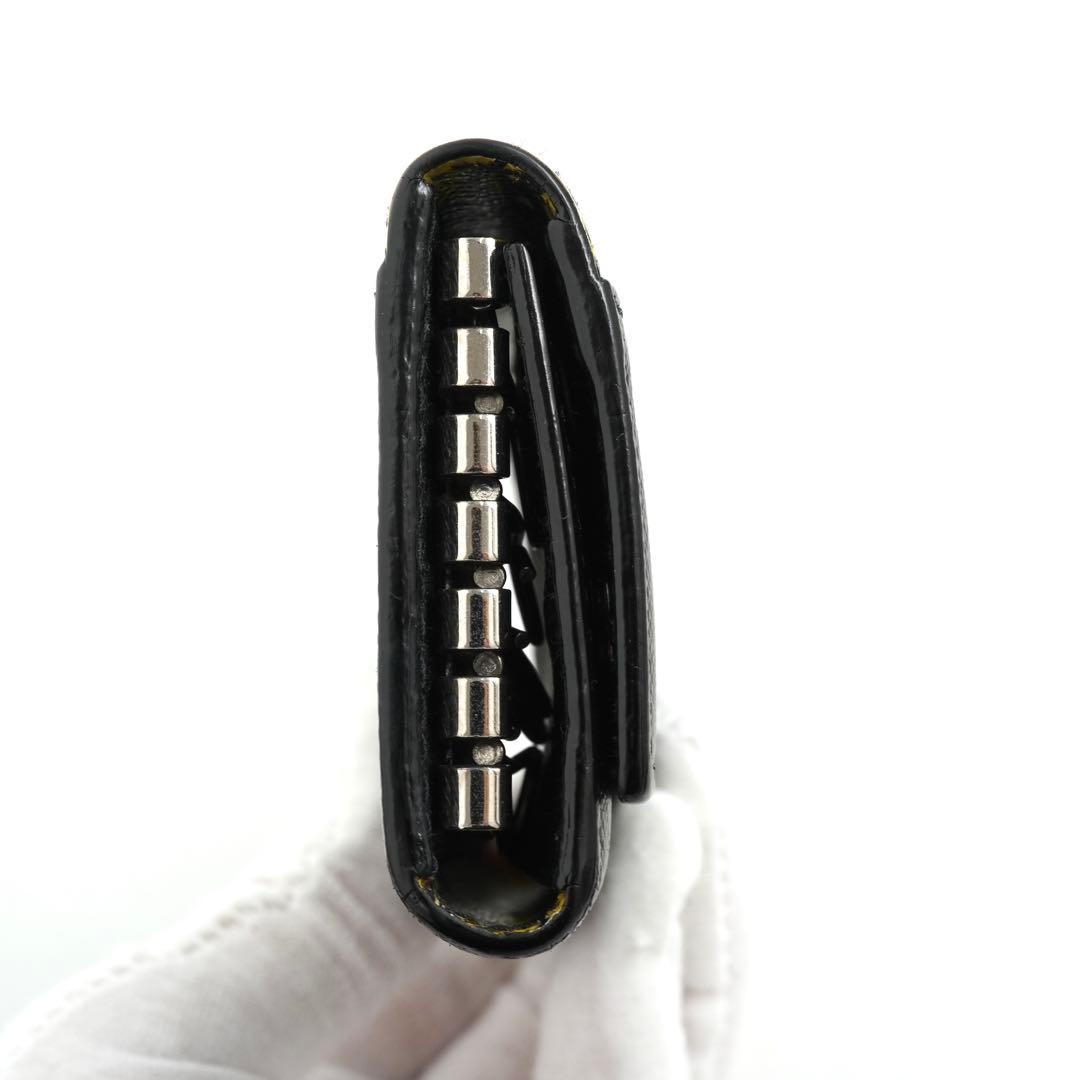 ✨未使用展示品・箱付き✨　PRADA キーケース　バナナ　サフィアーノ　6連