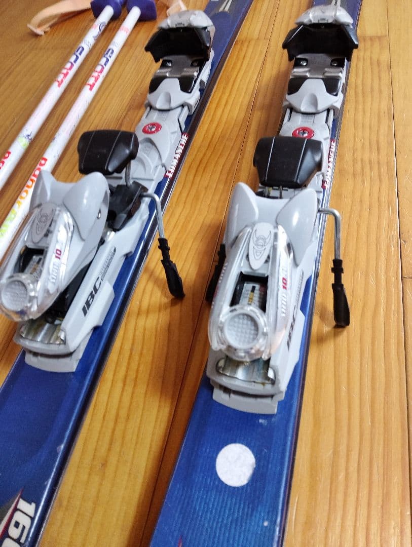 K2 スキー板 160センチ　ストックつき