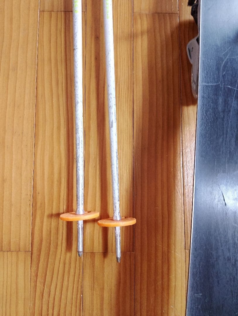 K2 スキー板 160センチ　ストックつき