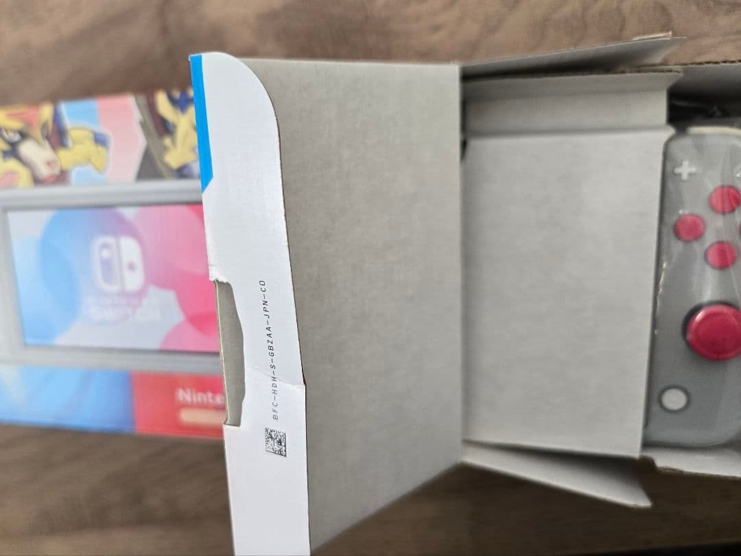 Nintendo Switch Lite ポケモンデザイン　箱つき