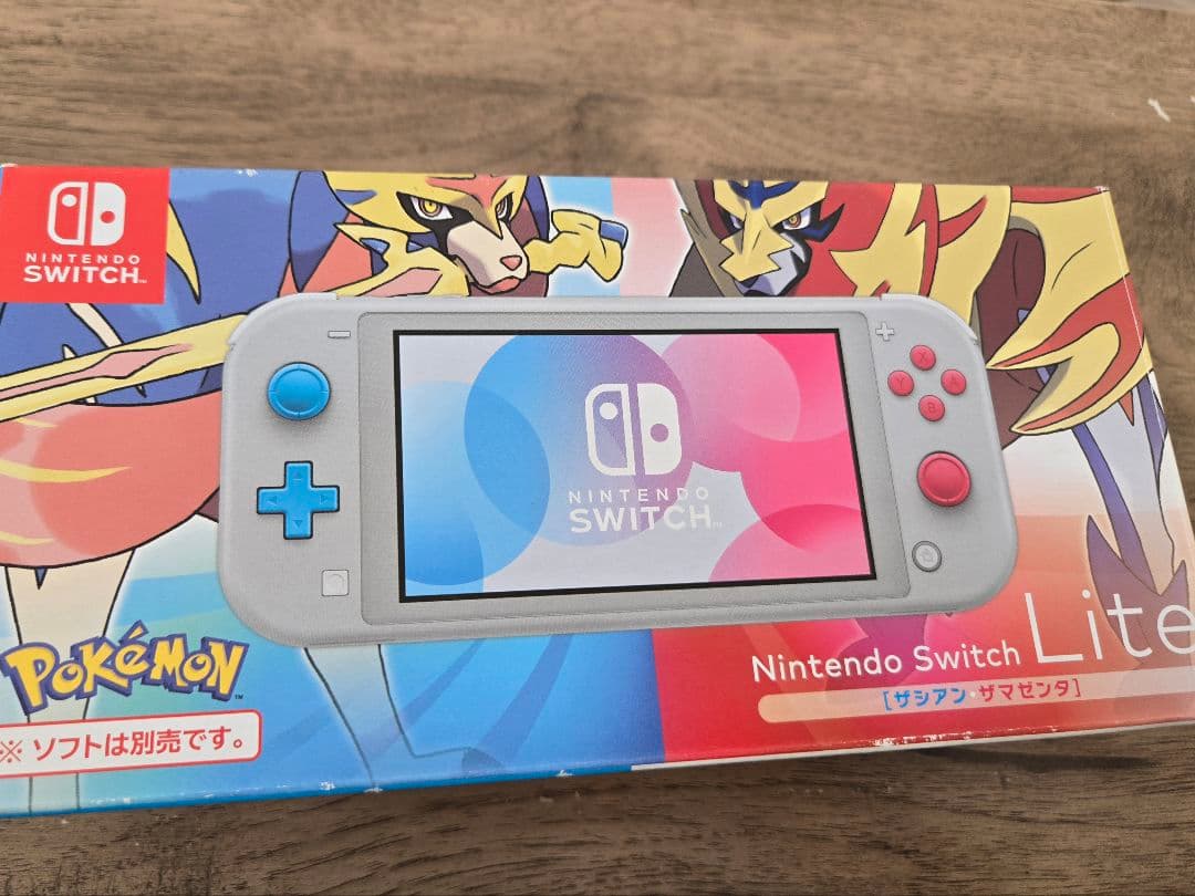 Nintendo Switch Lite ポケモンデザイン　箱つき