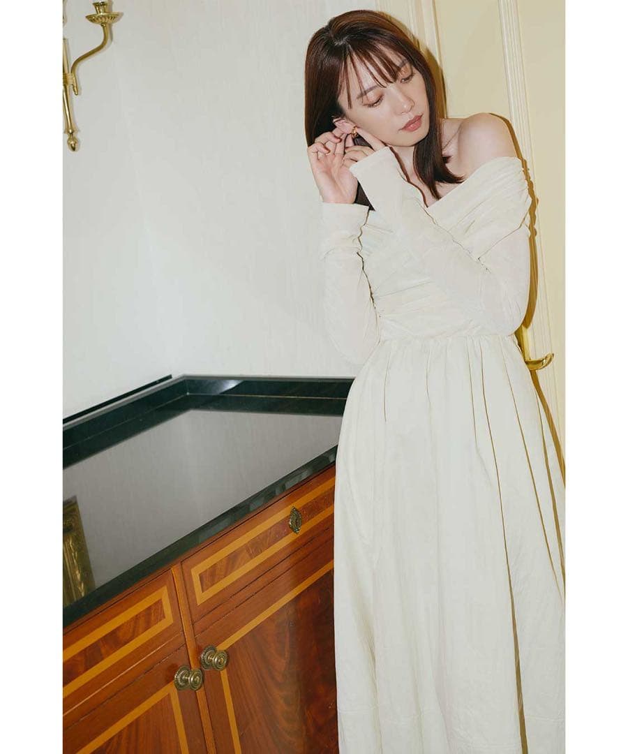 【即日発送】COCO DEAL ベロアドッキングワンピース アイボリーM