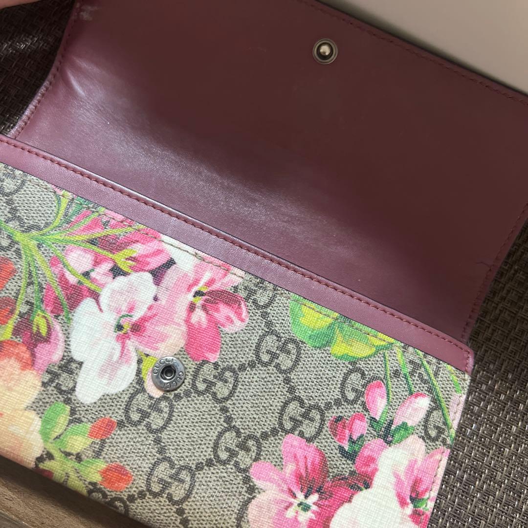 GUCCI GGブルームス　長財布