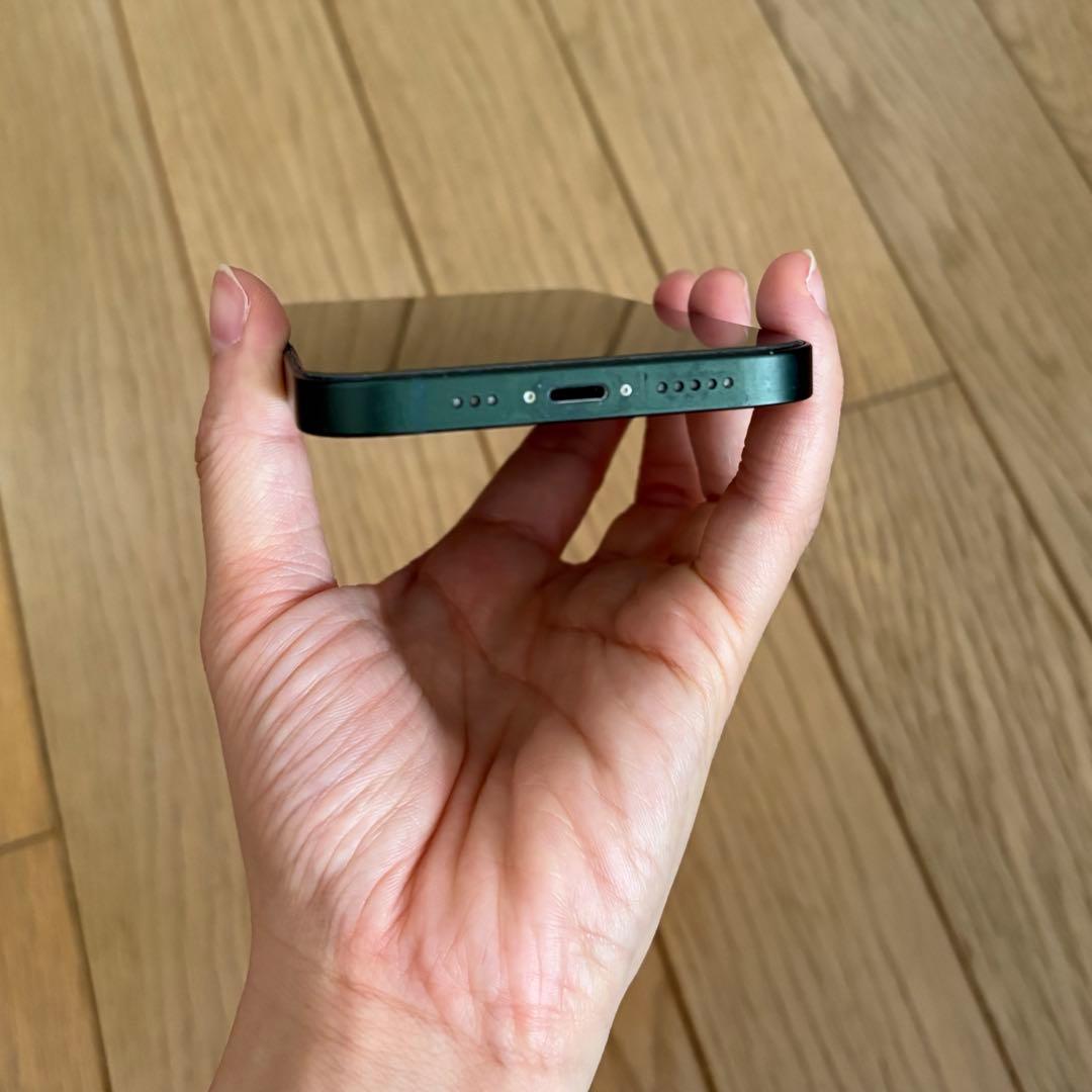 iPhone13 本体 ミッドナイトグリーン
