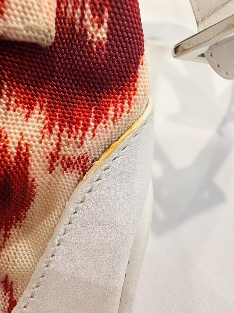 GUCCI ジャッキー ショルダーバッグ フラワーパターン