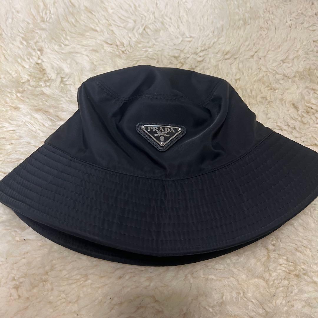 PRADA 黒 バケットハット バケハ M