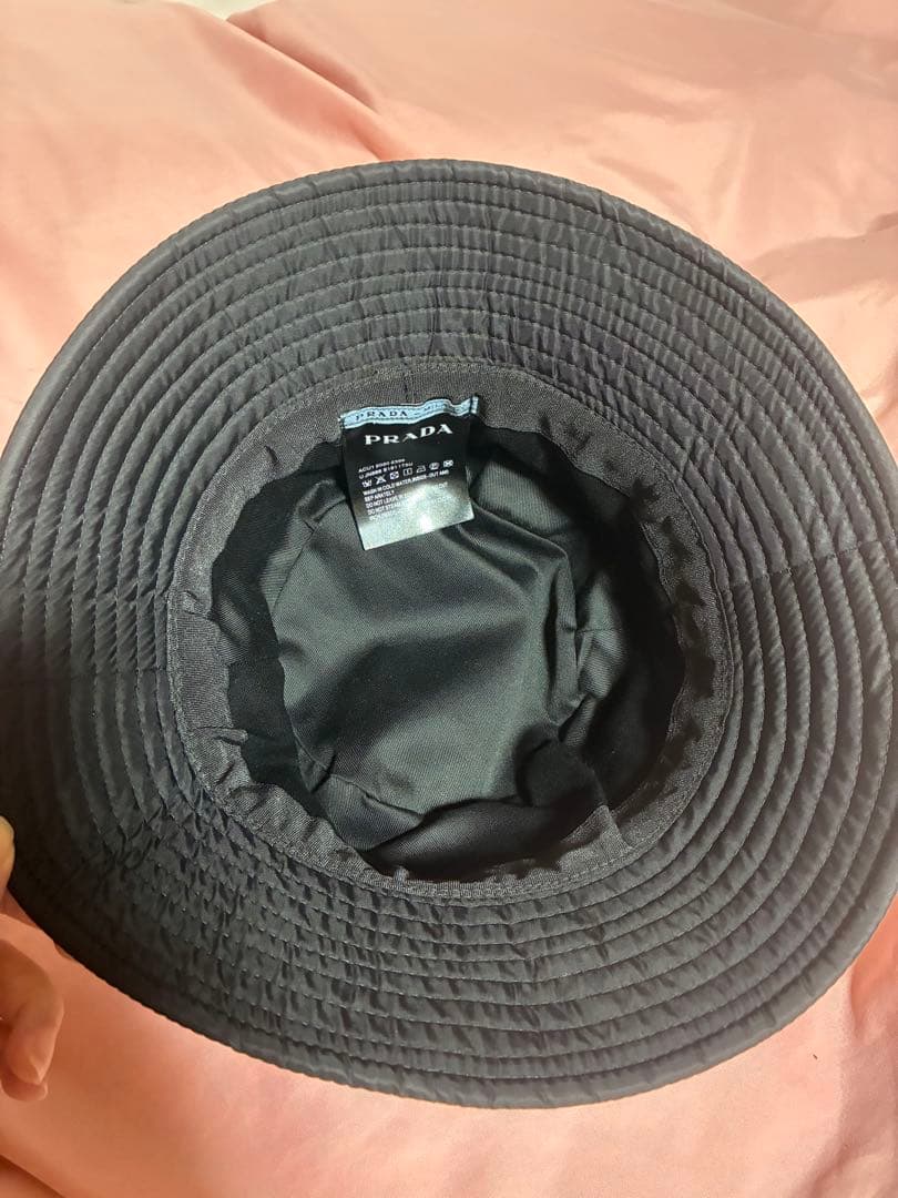 【大人気】PRADA プラダ　バケットハット　ノベルティ