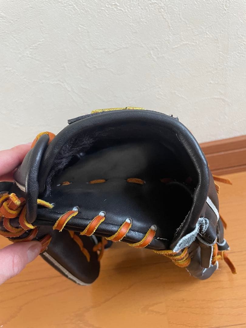 ドナイヤ　軟式グローブ