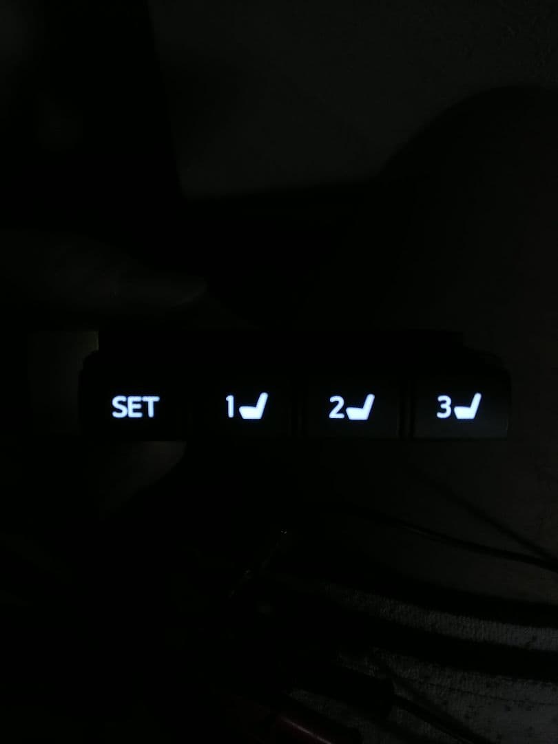 もんも♪　アルファード　ヴェルファイア　スイッチ5点　LED 打ち替え