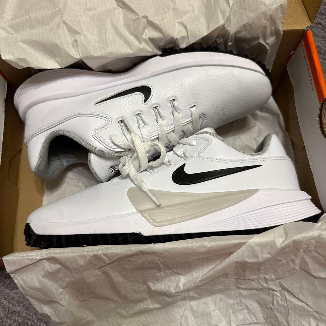 美品　ナイキ　ビクトリー プロ4 26センチ