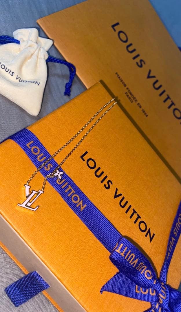 ルイヴィトン ネックレス