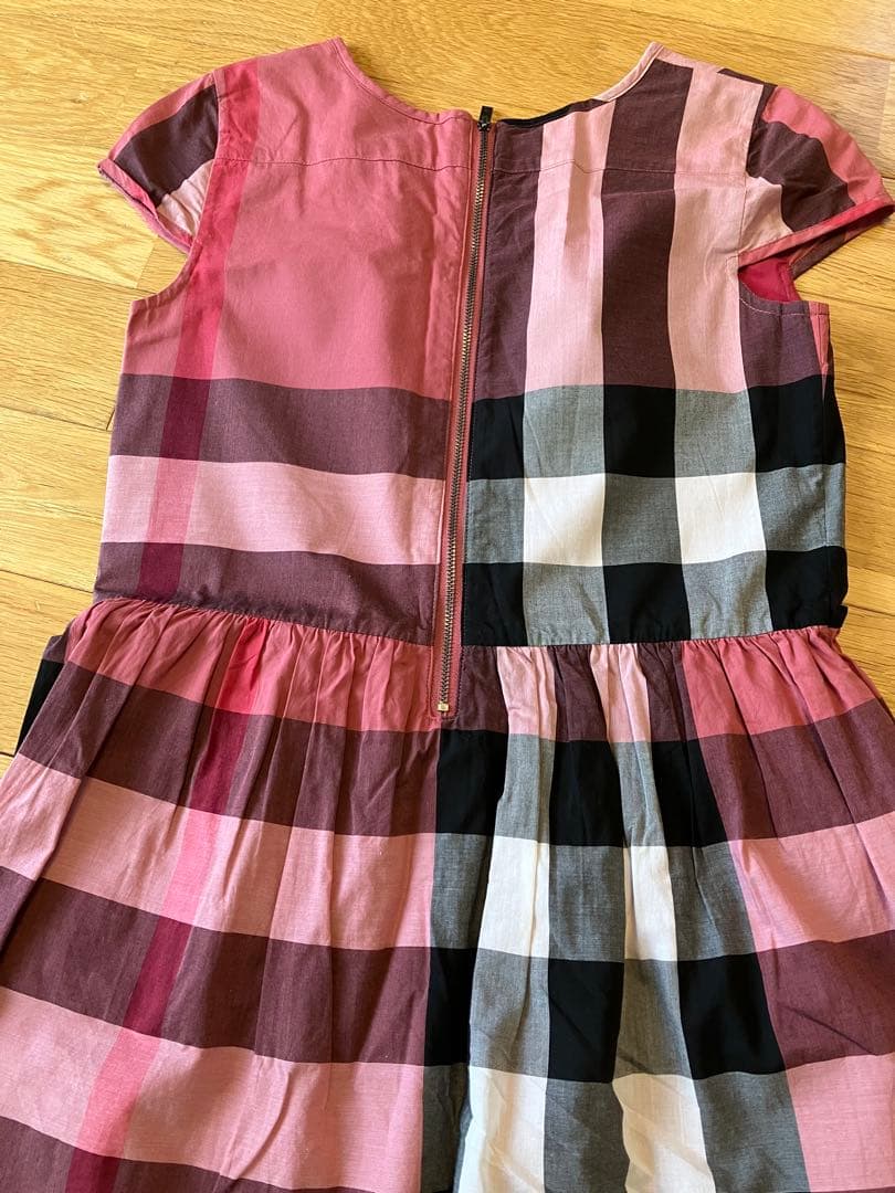 新品BURBERRY チェック柄 半袖ワンピース