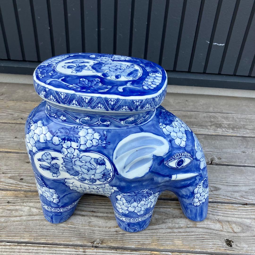 ① 景徳鎮 中国美術品 陶器製 象 オブジェ 飾り スツール 花台 染付 骨董品