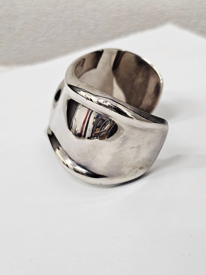 ティファニー エルサ・ペレッティ ボーン カフ バングル SV925