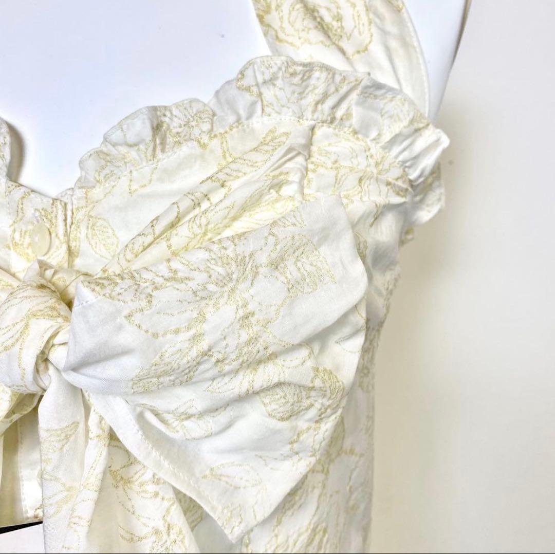 新品タグ付☆ BPN ブラックピースナウ 総柄ビスチェ ホルターネック