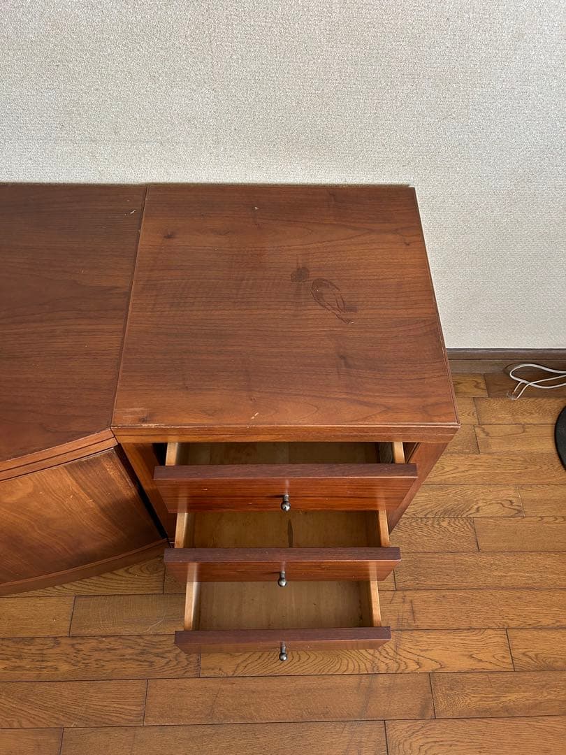 マルニ　ウォールナット　ダークブラウン キャビネット2本　中央部分は除く