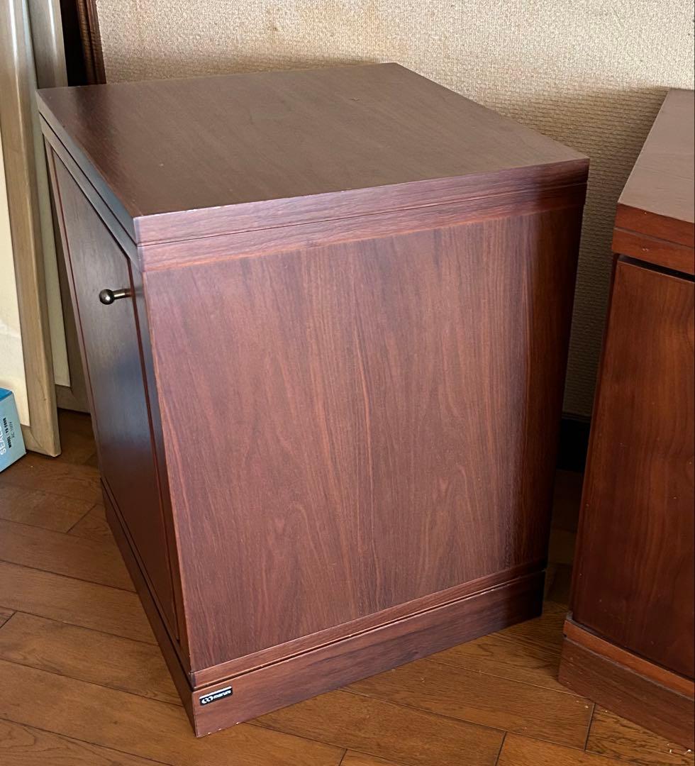マルニ　ウォールナット　ダークブラウン キャビネット2本　中央部分は除く