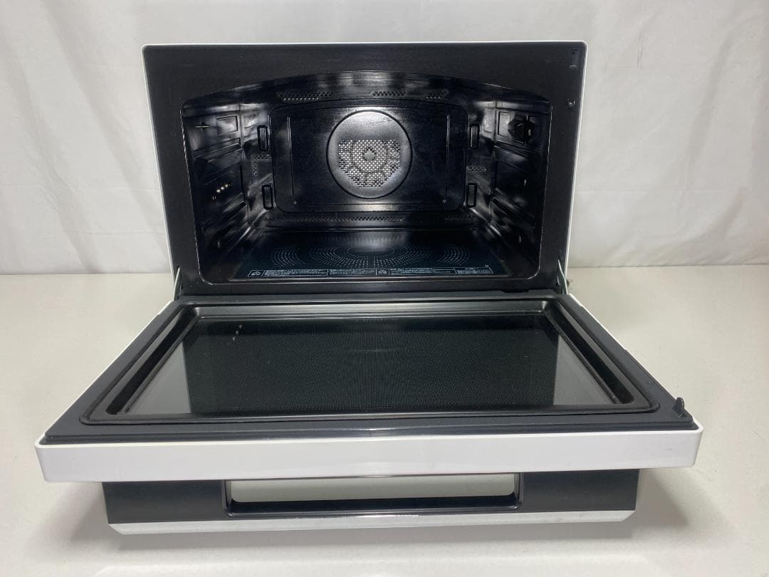 TOSHIBA オーブンレンジ　ER-SD3000(W)　2020年製