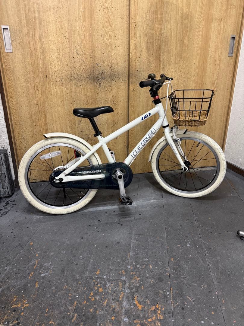 中古車　幼児用　ルイ・ガノ　アルミフレーム(軽量モデル)　18インチ　美品