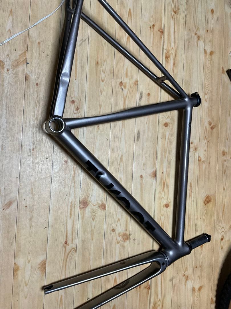 訳あり　TYRANT BIKES KAGERO Frame Set ピスト