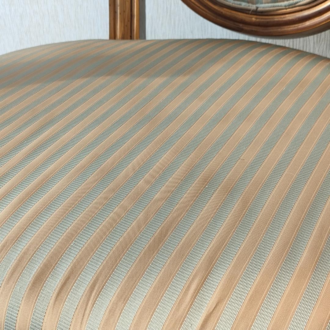 アンティーク　アームチェア　シャビーシック　リビングチェア①