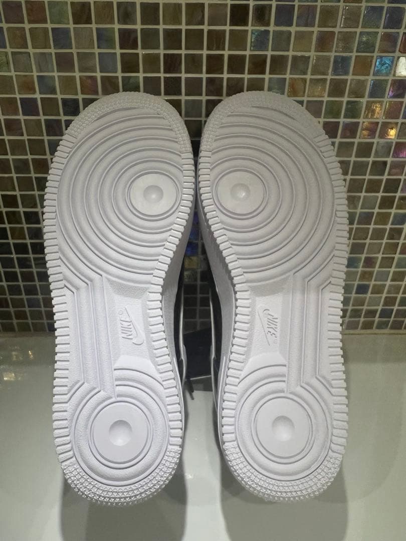 Nike ナイキ　スニーカー エアフォース　ユニセックス　26センチ