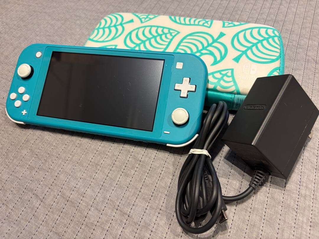 Nintendo Switch Lite 【あつ森デザインケース付き】