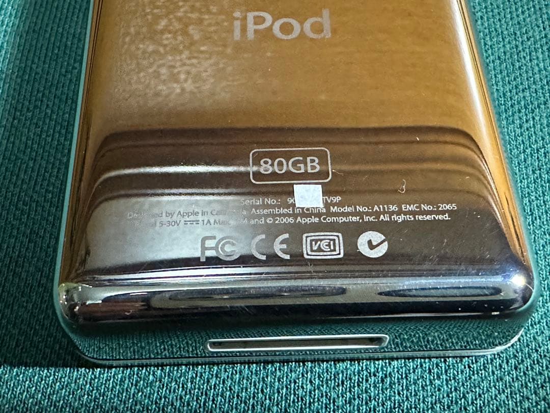 きれいな iPod Classic 5.5世代　80GB MA448J