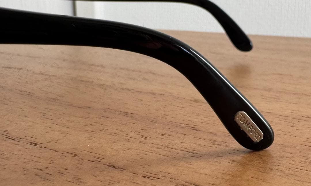 トムフォード サングラス ブラック FT5178-F