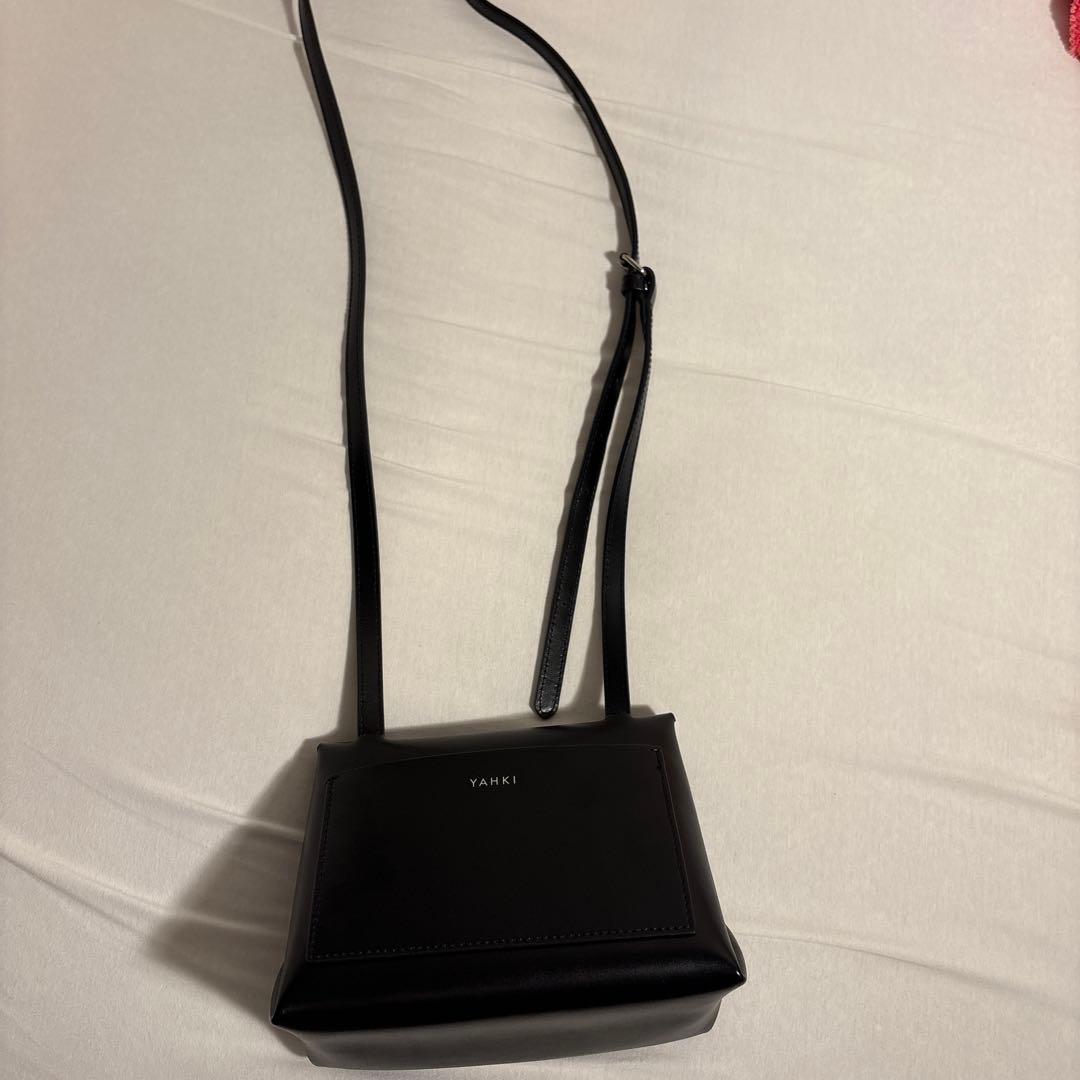 YAHKI/SOFT W FACE ショルダーミニバッグ ブラック