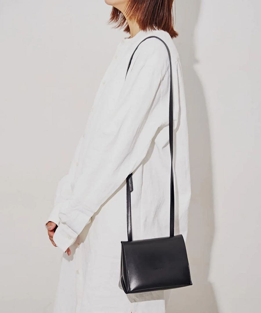 YAHKI/SOFT W FACE ショルダーミニバッグ ブラック