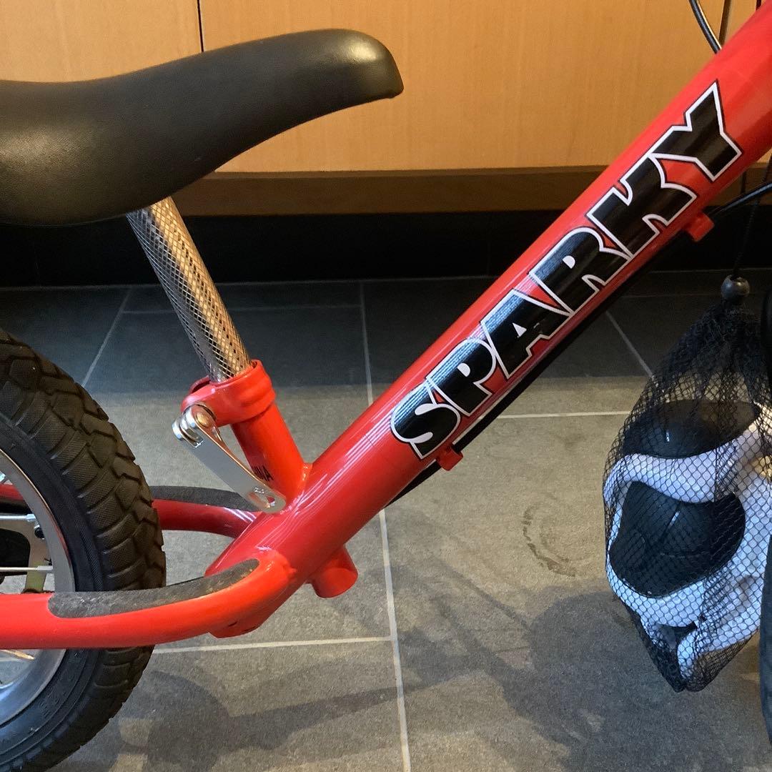 【美品】スパーキー　キックバイク　レッド　SPARKY ヘルメット　腕膝当て付き