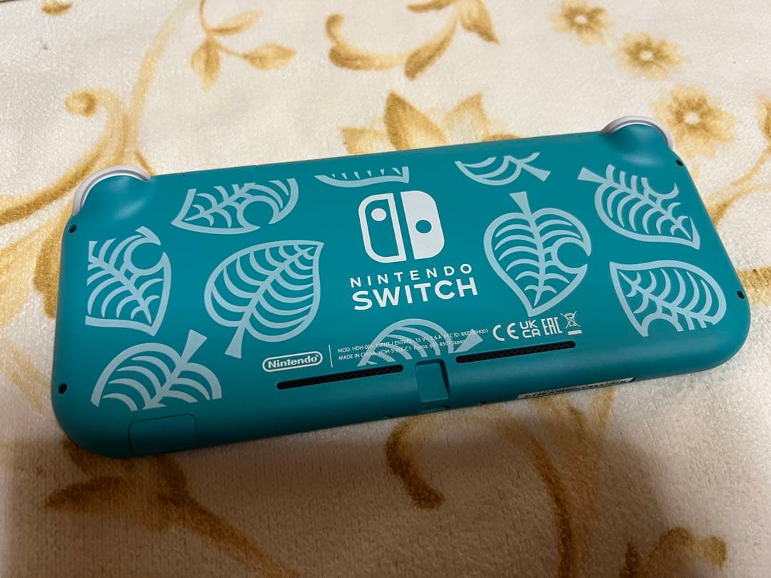 ニンテンドースイッチライト どうぶつの森まめきち＆つぶきち アロハ柄　おまけ付き