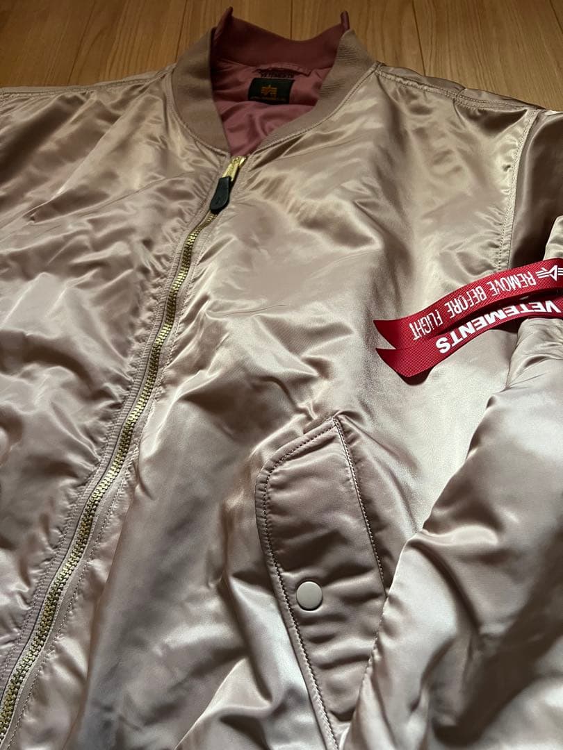VETEMENTS×ALPHAINDUSTRIES MA-1 ピンク　Sサイズ