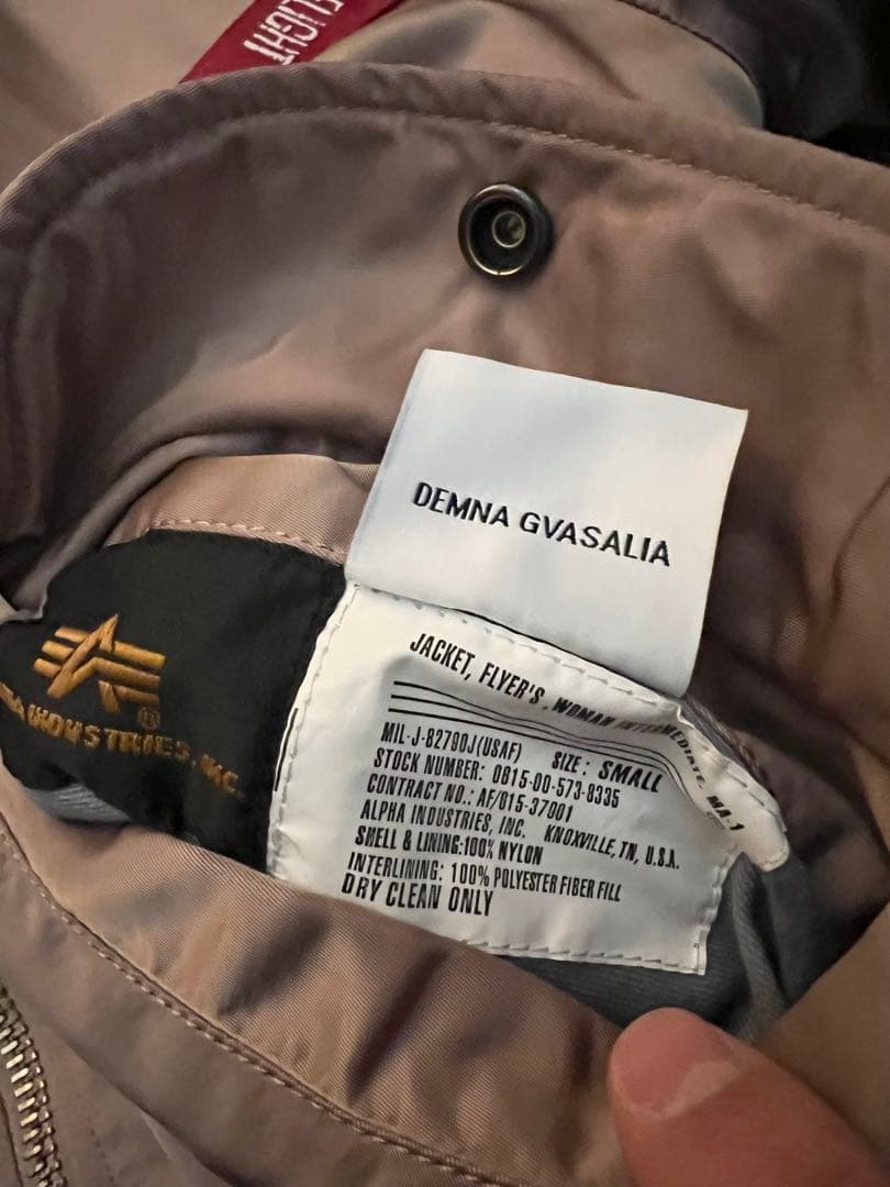 VETEMENTS×ALPHAINDUSTRIES MA-1 ピンク　Sサイズ