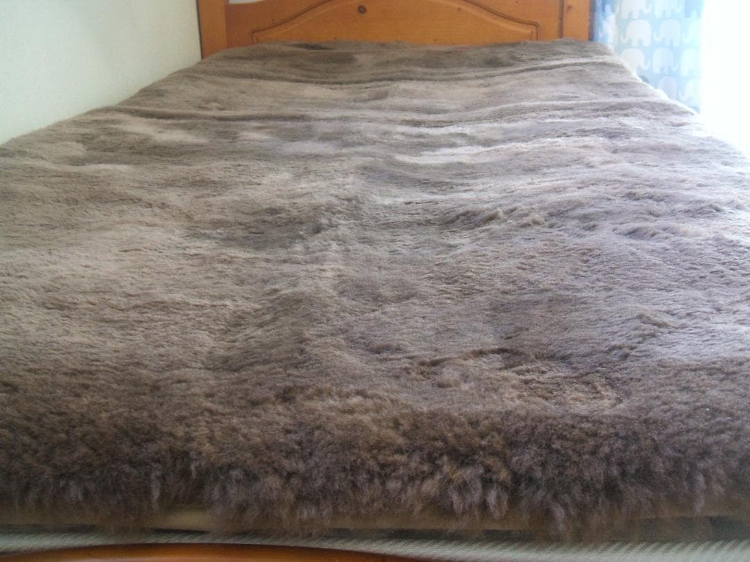 最後の１点新品＊じぶんまくら日本ムートン製＊毛足３５ミリ＊ムートンシーツ