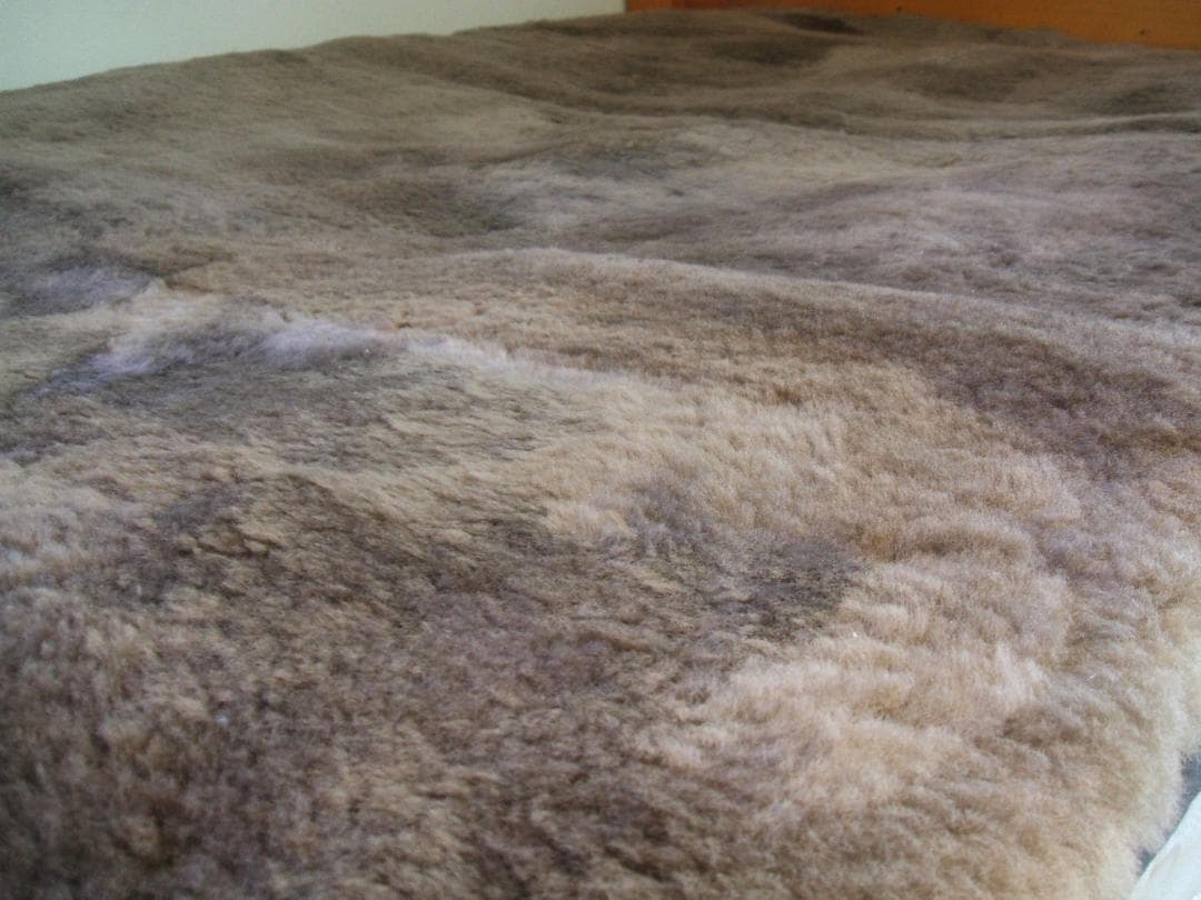 最後の１点新品＊じぶんまくら日本ムートン製＊毛足３５ミリ＊ムートンシーツ