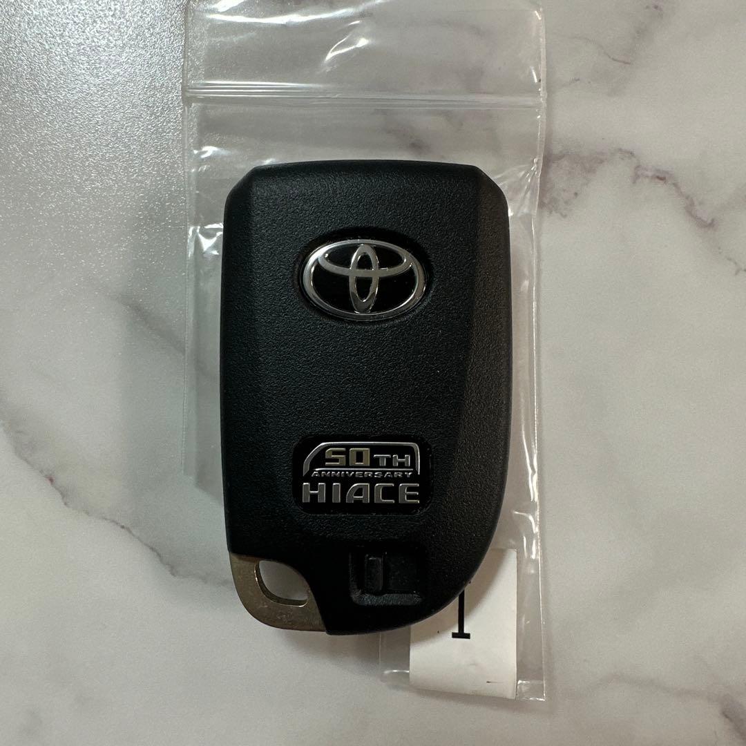 トヨタ　ハイエース　50周年　両側電動スライドドア　スマートキー