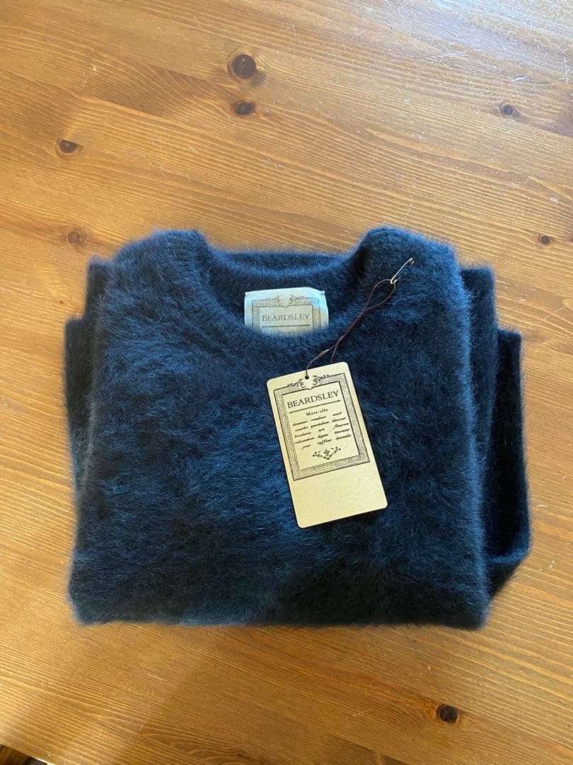 BEARDSLEY・ビアズリー ファーニットポンチョ 黒・新品未使用