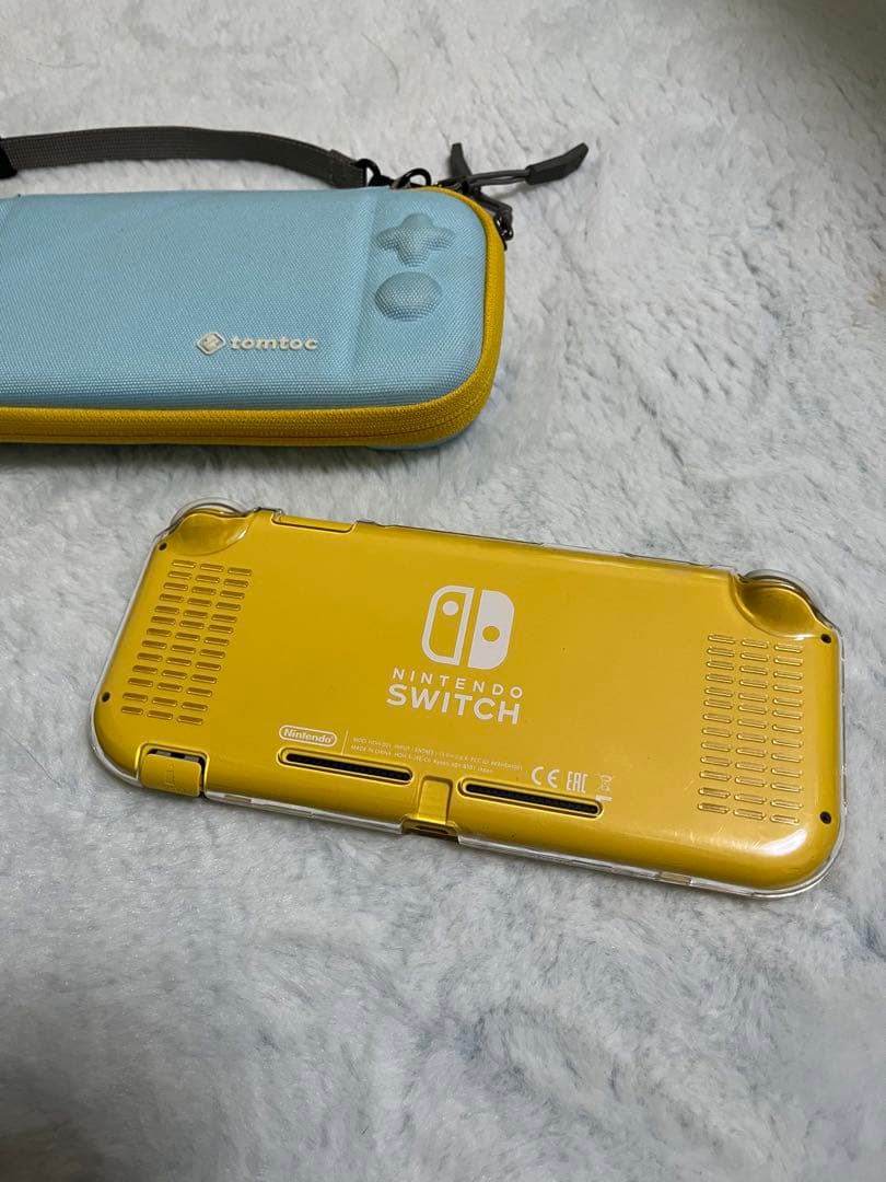 Switch lite イエロー　本体