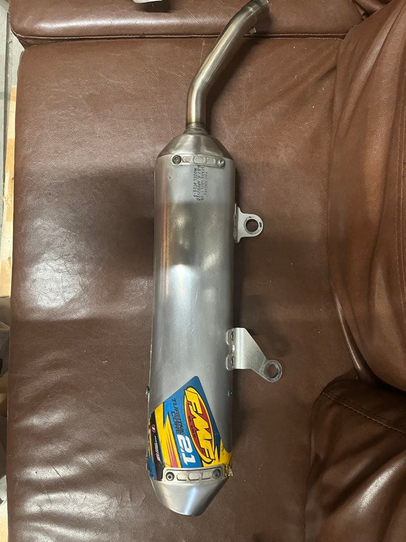 FMF Turbine Core 2.1 マフラー